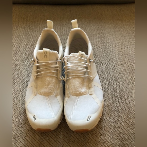 SOLD On Running Cloud Terry. Women’s White Size 10. Very good condition. - Picture 2 of 9